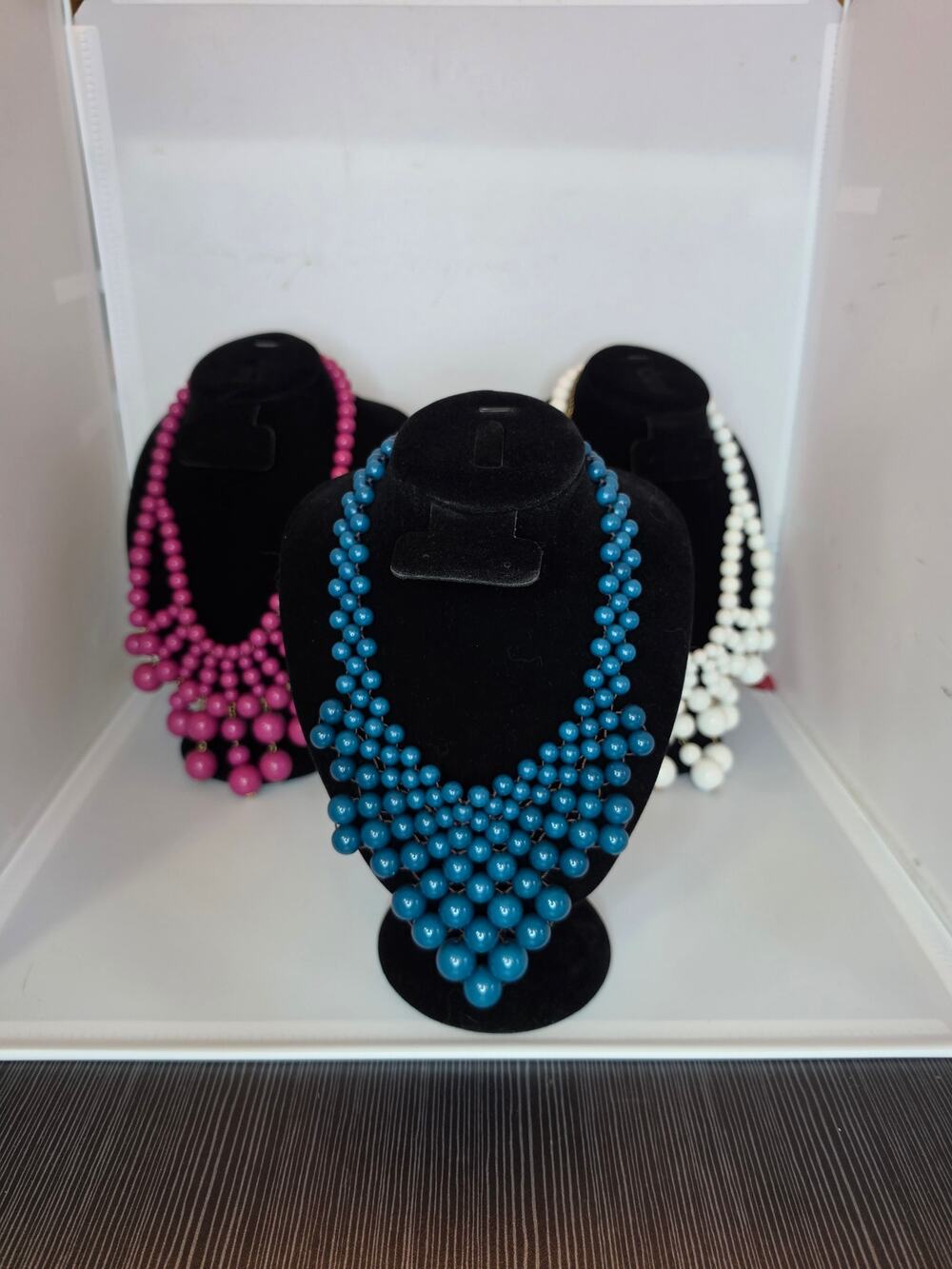 FIVE Vintage statement necklaces